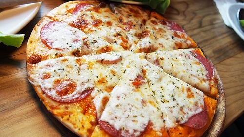 pizza-1202775_640