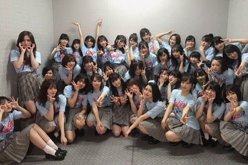 akb_190117_top