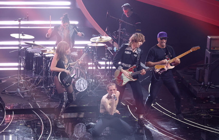 Maneskin con Tom Morello