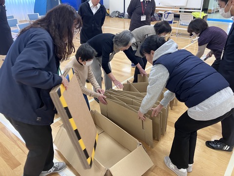 8段ボールベッド2