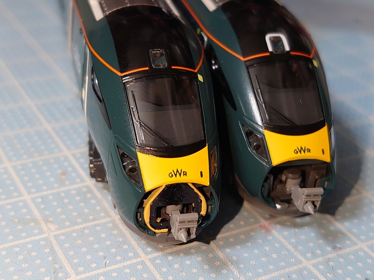 KATO class 800をイジるProject③連結器周りにパーツを入れる : ITaSE