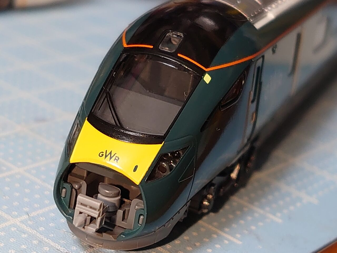 KATO class800をイジるProject② TNカプラーと色差し : ITaSEの詰め込み箱