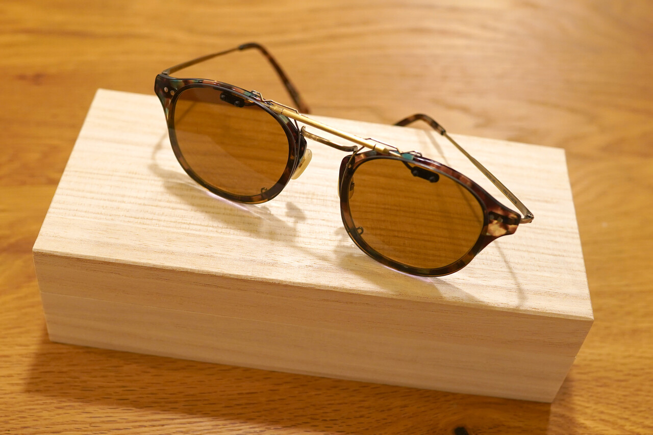 意匠性の高い『金子眼鏡』でクリップオンサングラスを購入。 : 空