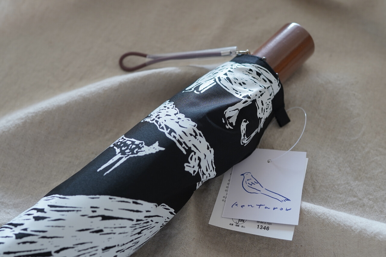 THE ALFEE ロゴ入り「UV折りたたみ傘」 THE ALFEE ロゴ入り「UV折りたたみ傘」(ロゴ 折りたたみ傘