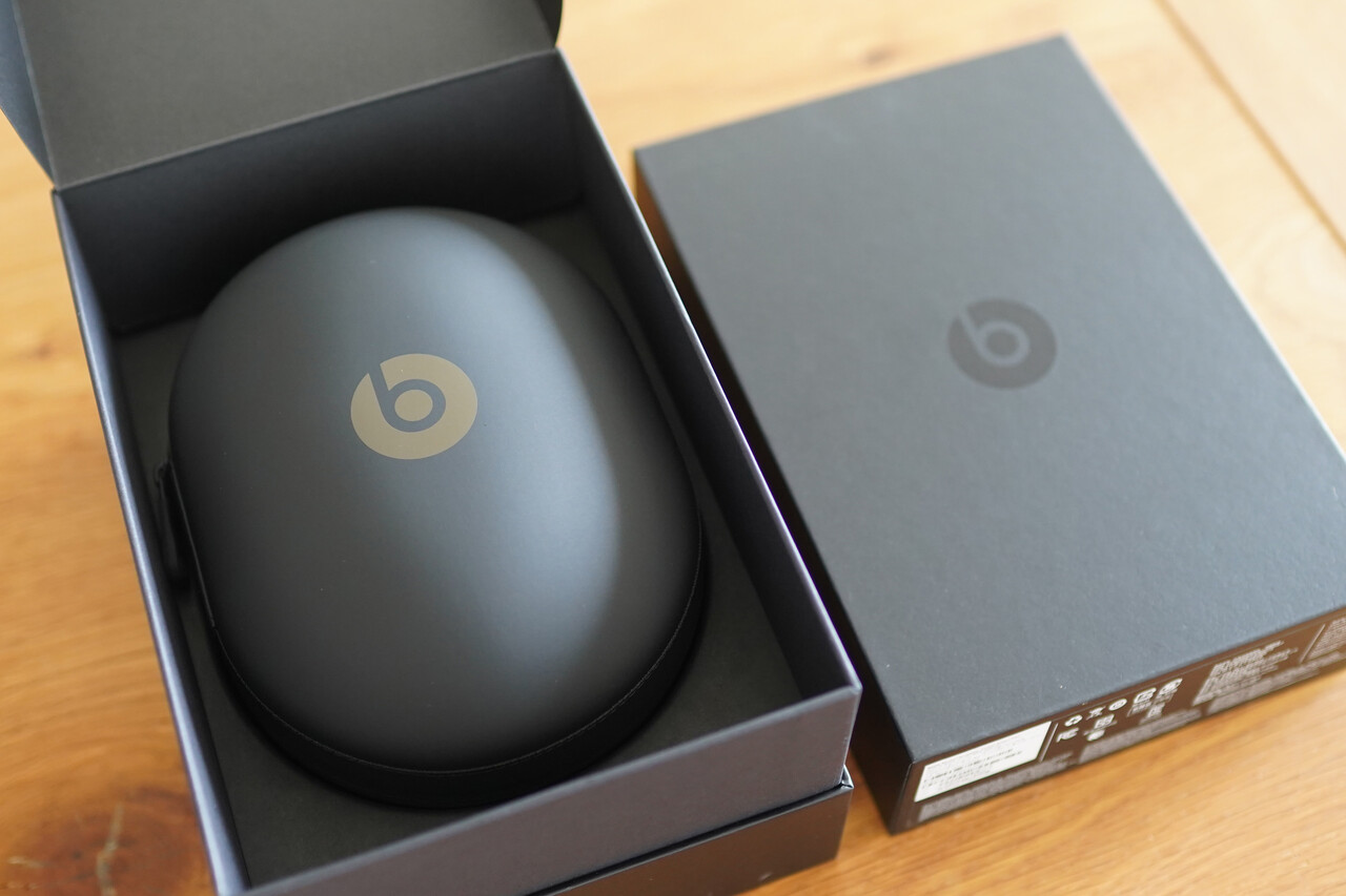 有名オーディオメーカー Beats のワイヤレスヘッドホンがおしゃれ 空カフェ ゆる猫との暮らし Powered By ライブドアブログ 有名オーディオメーカー Beats のワイヤレスヘッドホンがおしゃれ 空カフェ ゆる猫との暮らし Powered By ライブドアブログ