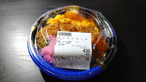 CENTER_0001_BURST20221204223725049_COVER-1