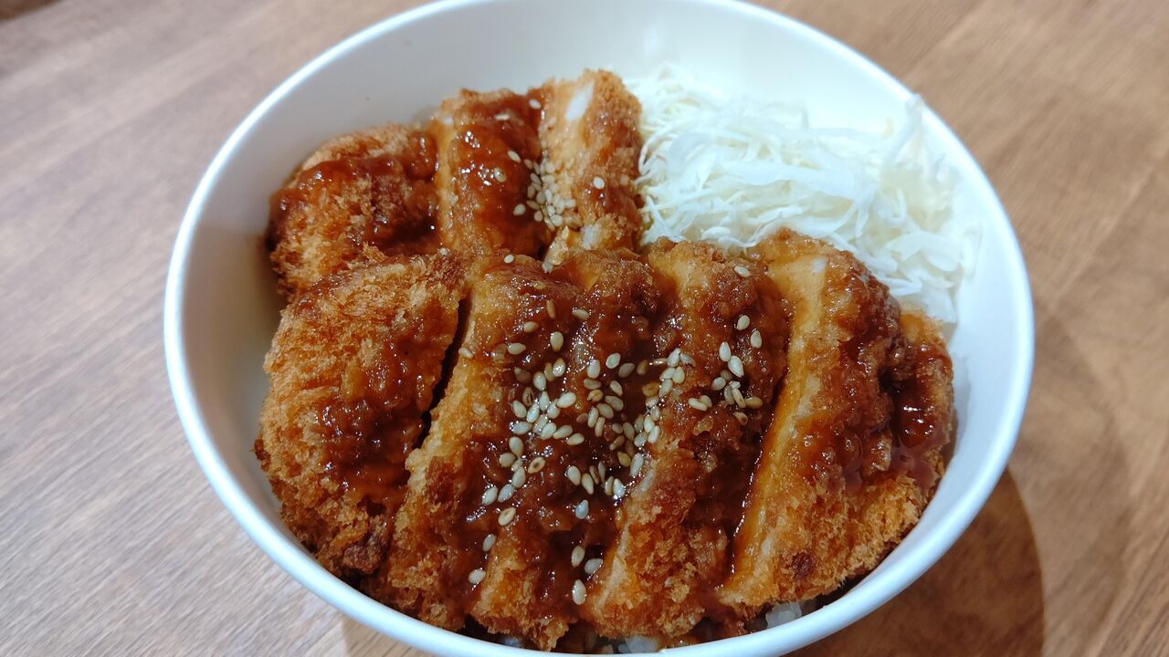 ローソン とんかつまい泉監修 ソースカツ丼 Itienenのごは んblog ローソン とんかつまい泉監修 ソースカツ丼 Itienenのごは んblog