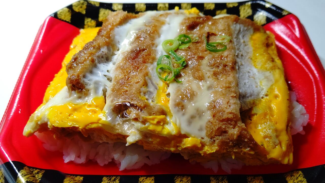 ザ ビッグエクスプレス だし香る厚切りロースカツ重 Itienenのごは んblog