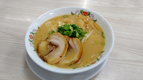 CENTER_0001_BURST20230318172715075_COVER