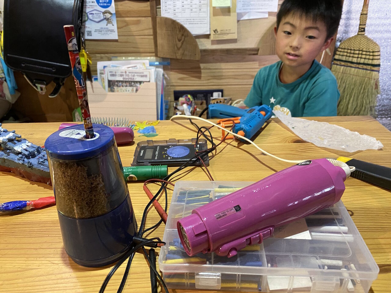 鉛筆削り機の修理 いちまいのおさらとわたしの暮らし