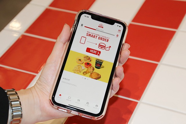 スマートフォンから簡単にオーダーができる
