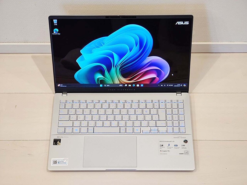 Copilot+ PCをいち早く体験!洗練されたデザインのノート Copilot+ PCをいち早く体験!洗練されたデザインのノート