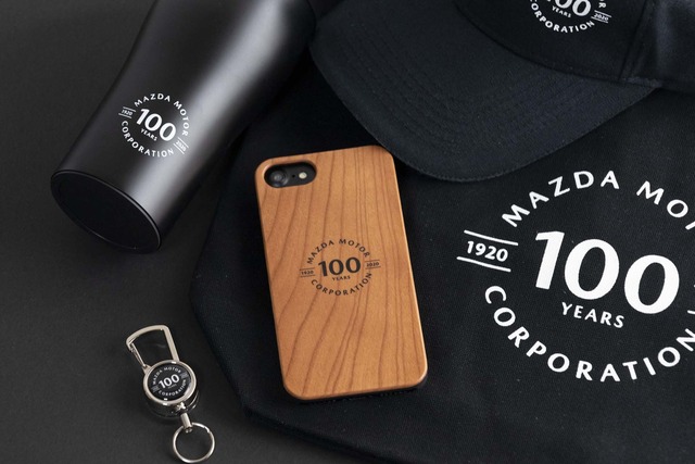 「マツダ100th Anniv. Wood iPhoneケース」