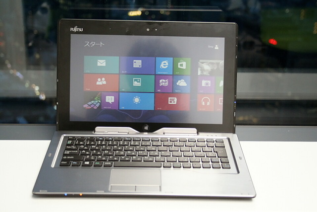 121228_fujitsu_q77j_04