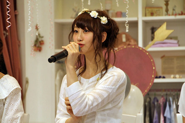 松井玲奈 私服" 松井玲奈さんも登場！ ファッション絵本LARMEとGUのコラボレーションイベント : ITライフハック