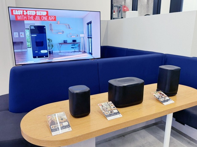 JBL206