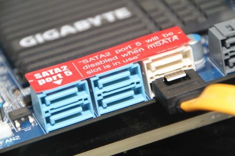 ハードディスクをカンタンに高速化！ 小型SSD搭載マザーボードを試す