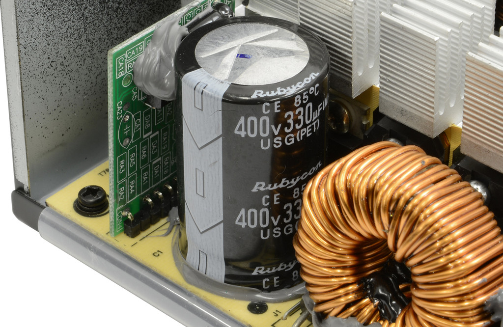 GIGABYTE 650W 電源ユニット P650B 主な特徴 | 電源ユニット - GIGABYTE Japan