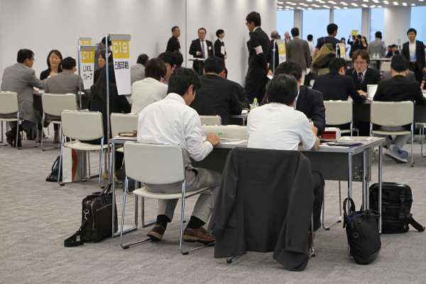 大手企業と有望な次世代ベンチャーをマッチング