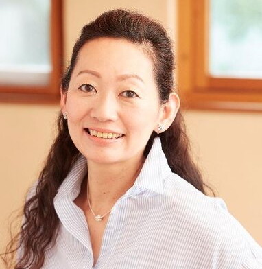 高橋暁子さん