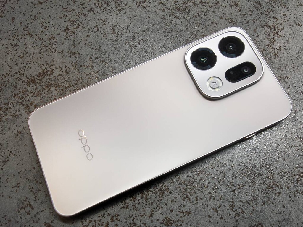 写真や動画の作例あり】ハッセルブラッドカメラが魅力！「OPPO Find X9