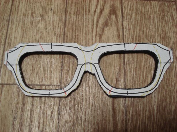 黒ぶちロックンロール 手作りメガネ 作成編 No5 作った 行った こんなことやった そして感じたこと