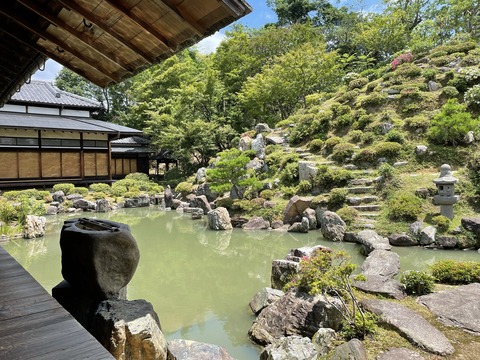 9C845CC0-AE59-4C10-9017-AE60DD81960E