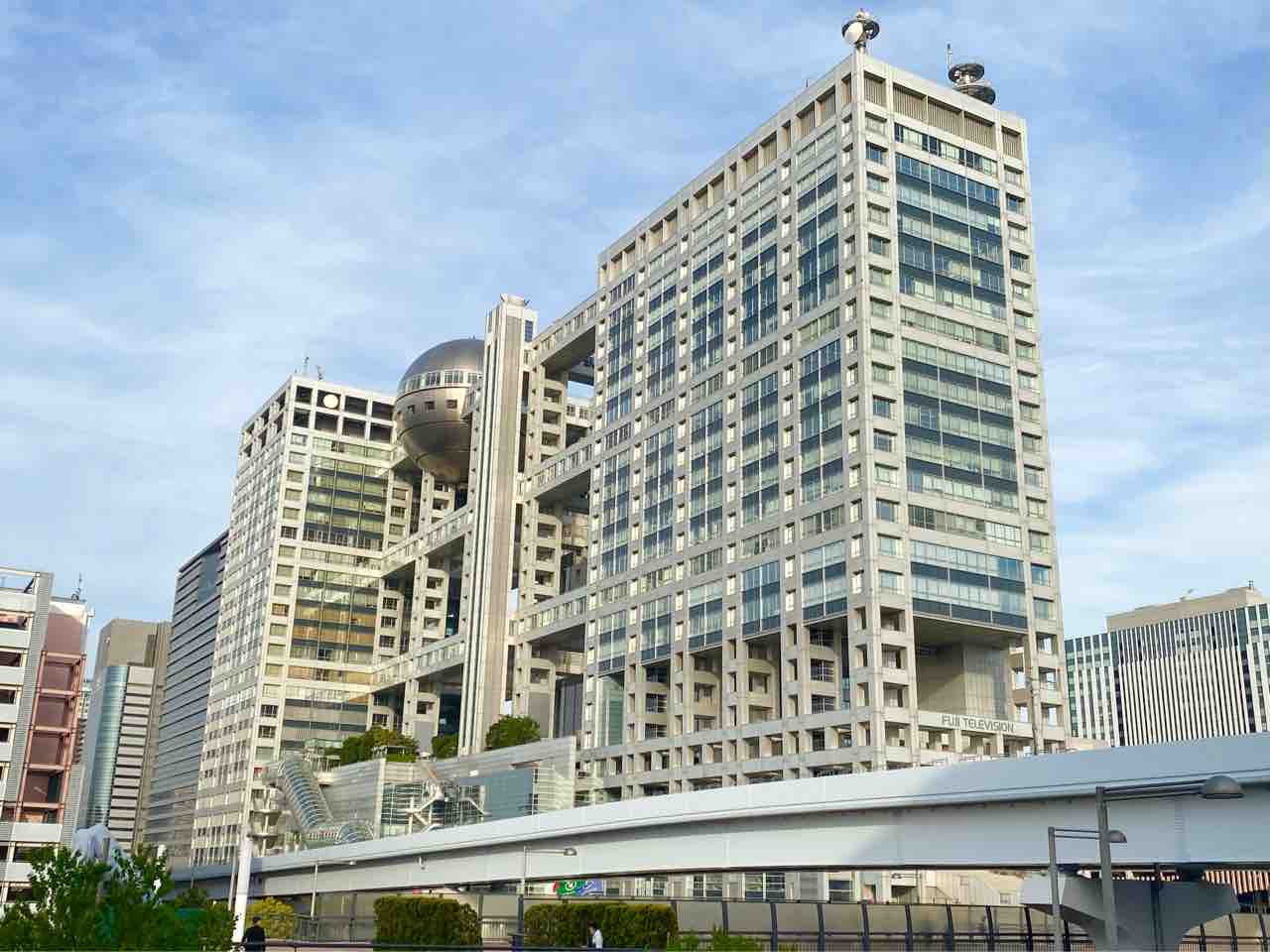 2年ぶりの春開催 選りすぐりの名店が集結 フジテレビ 1階広場で 第五回 お台場 からあげ祭 春爛漫 開催 4月29日 5月1日 みなとく通信 東京都港区の地域情報サイト 2年ぶりの春開催 選りすぐりの名店が集結 フジテレビ 1階広場で 第五回 お台場 からあげ祭 春爛漫 開催 4月29日 5月1日 みなとく通信 東京都港区の地域情報サイト