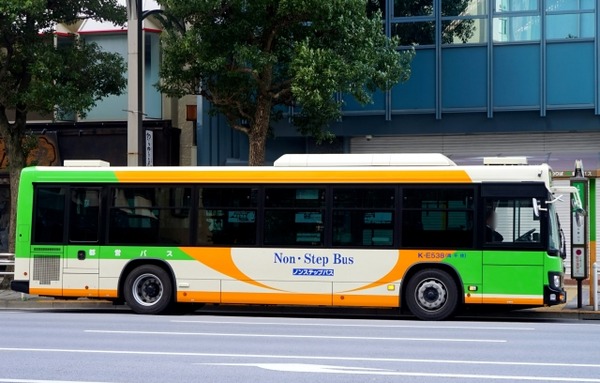 4596042_s