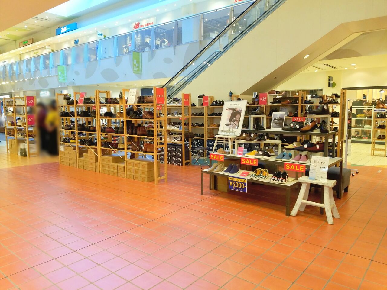 美浜区ひび野 アウトレット幕張 内に フープディドゥ なる靴屋さんが期間限定でオープンしてる 11月12日 1月18日 ちば通信 千葉県千葉市の地域情報サイト