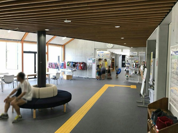 [画像:81861a76-s.jpg]