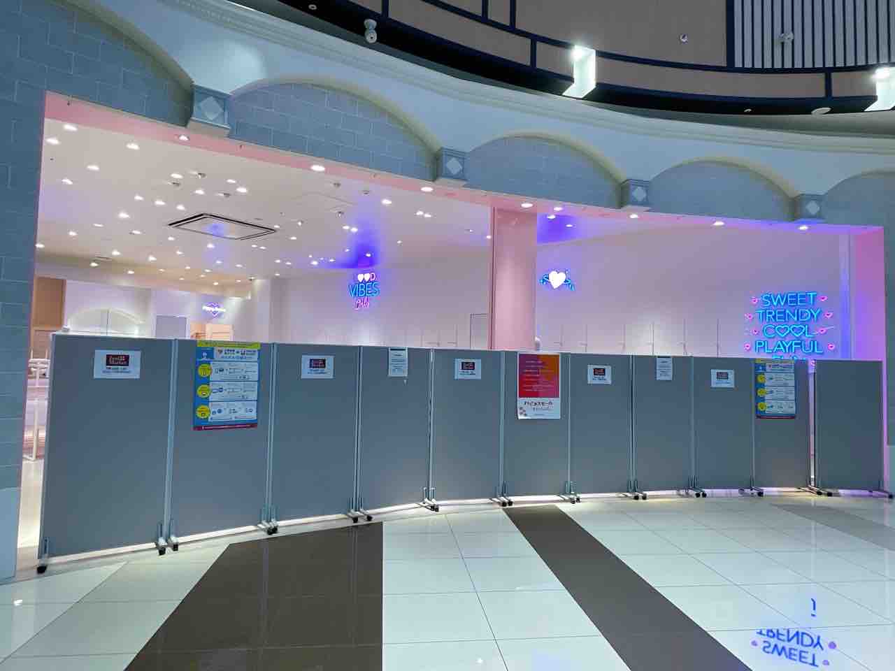 美浜区豊砂『イオンモール幕張新都心』にあった『6IXTY8IGHT