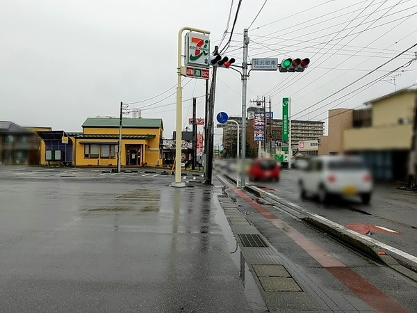 モスバーガー高崎貝沢店_3