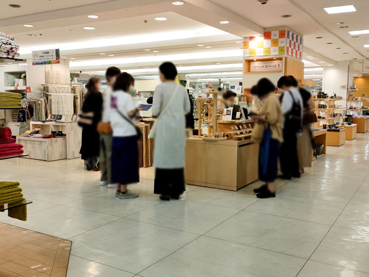 群馬のかわいいが大集合 高崎スズラン で 高崎スズラン ぐんまかわいいプロジェクト 手刺繍展 同時開催 アクセサリー展 開催 6月30 7月5日 たかさき通信 群馬県高崎市の地域情報サイト