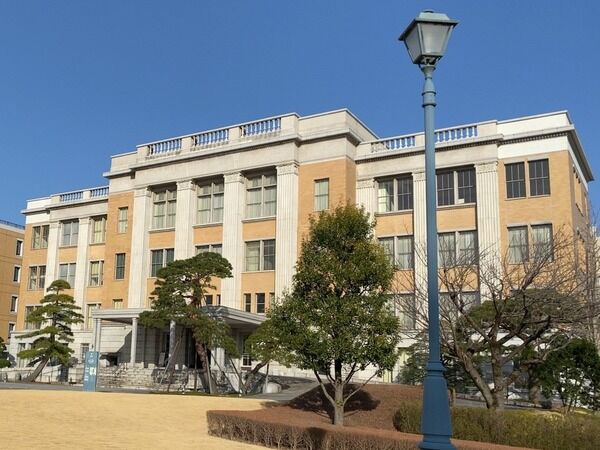 a59d18b4-s