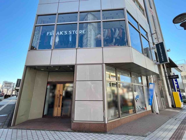a7258349