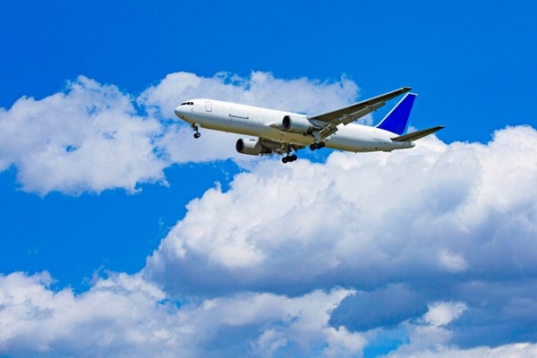 空3