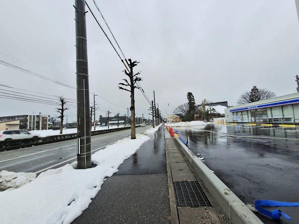 ローソン富山堀店3