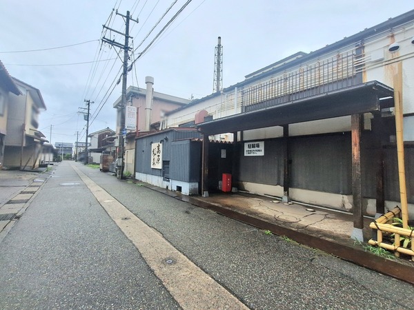 高原鉱泉休業4