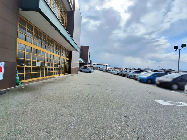 ロイズ移動販売車7