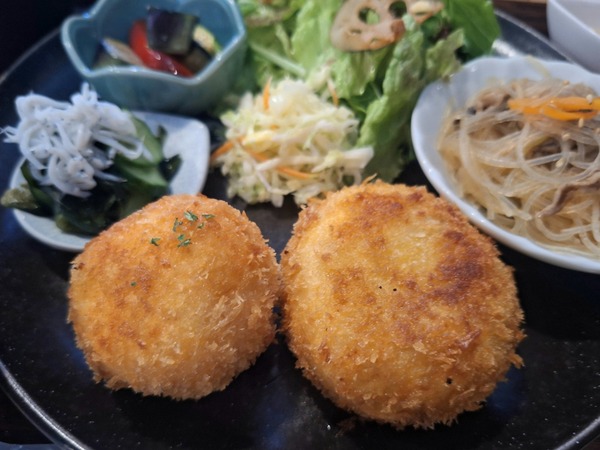 彩食みくに食レポ11