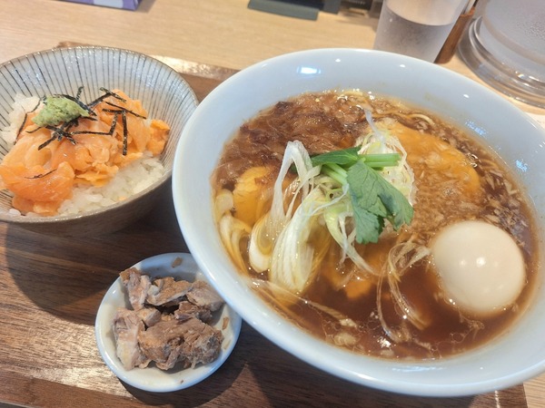 らーめん出汁と麺食レポ8