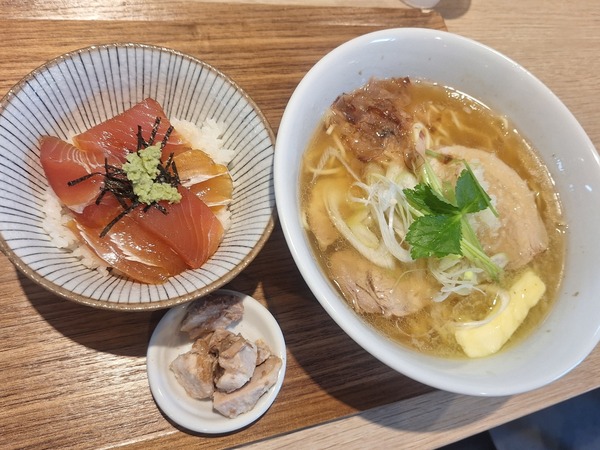 らーめん出汁と麺食レポ12