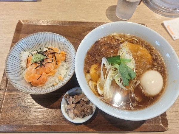らーめん出汁と麺食レポ1