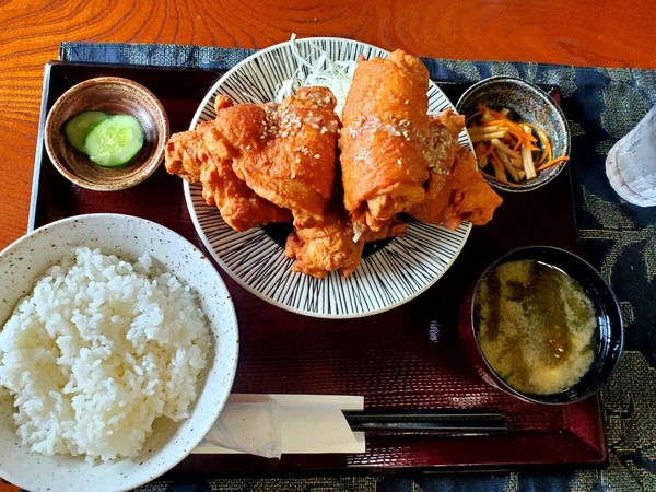オモウマい店2