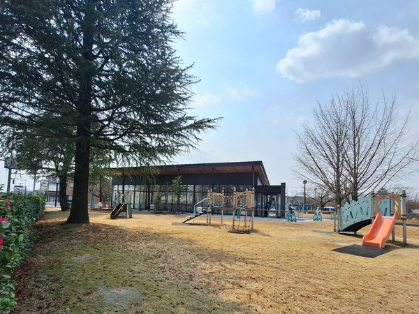 スターバックスコーヒー富山五福公園店4