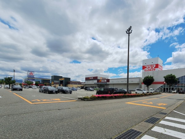 Point Blur_20240529_222445