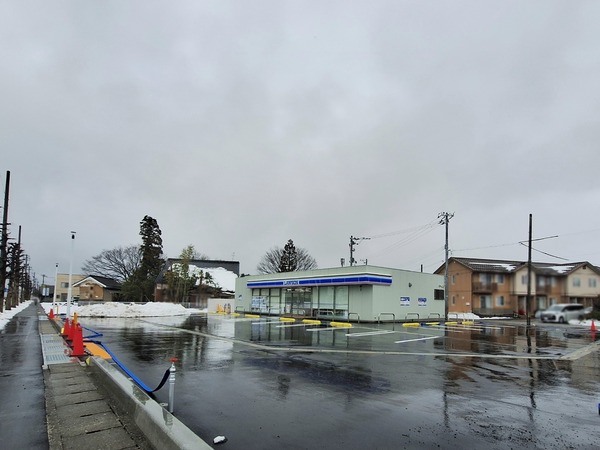 ローソン富山堀店5