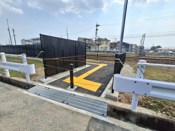 西富山駅西側5