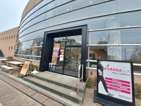 富山市総合体育館長期休館6